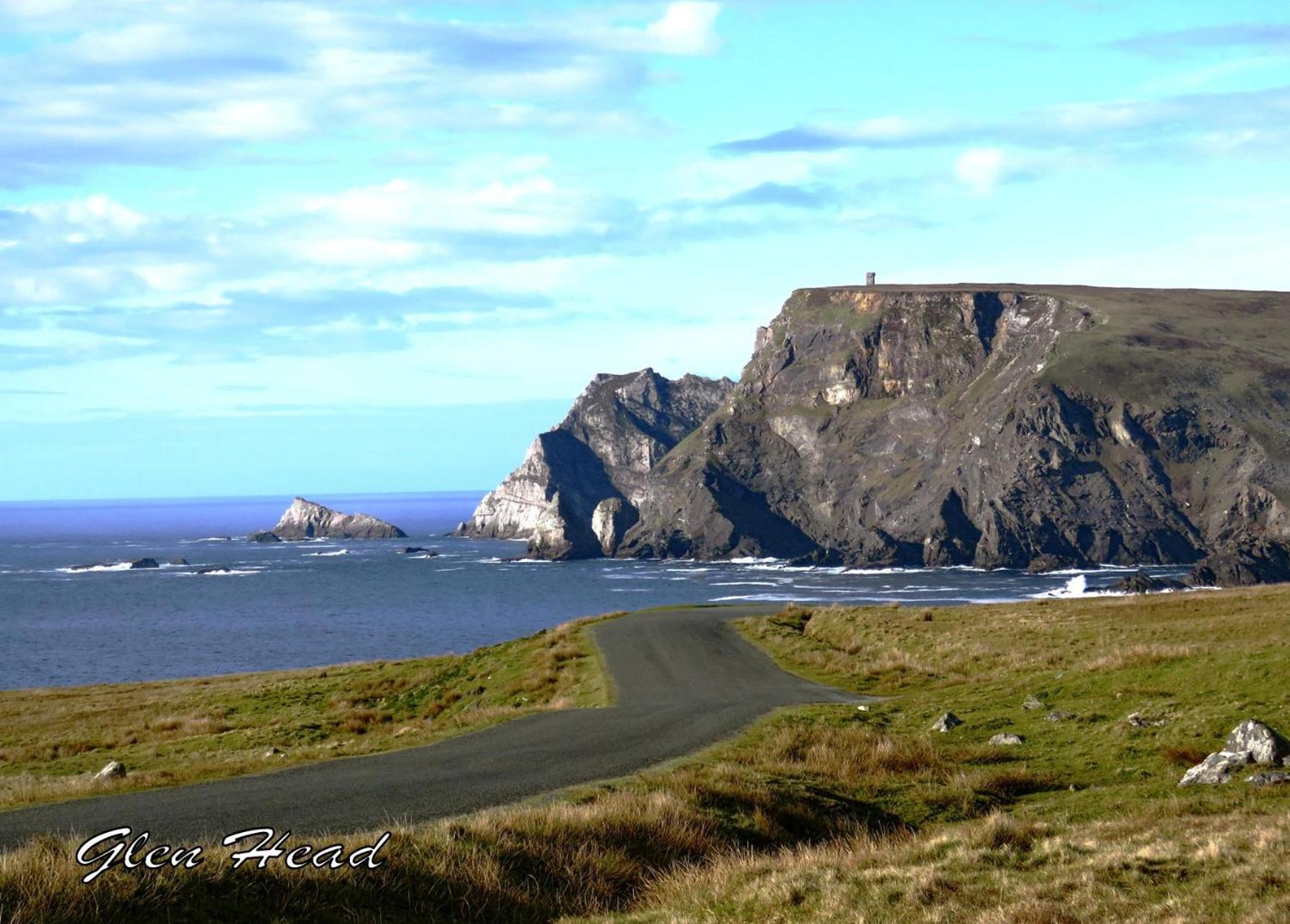John Eoinin'S Bar And Accommodation Gleann Cholm Cille Buitenkant foto